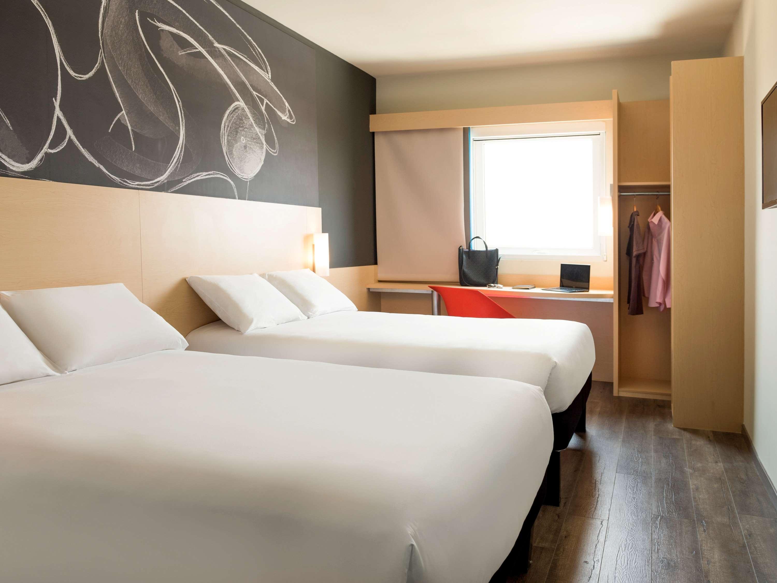 Ibis Irapuato Hotel Ngoại thất bức ảnh