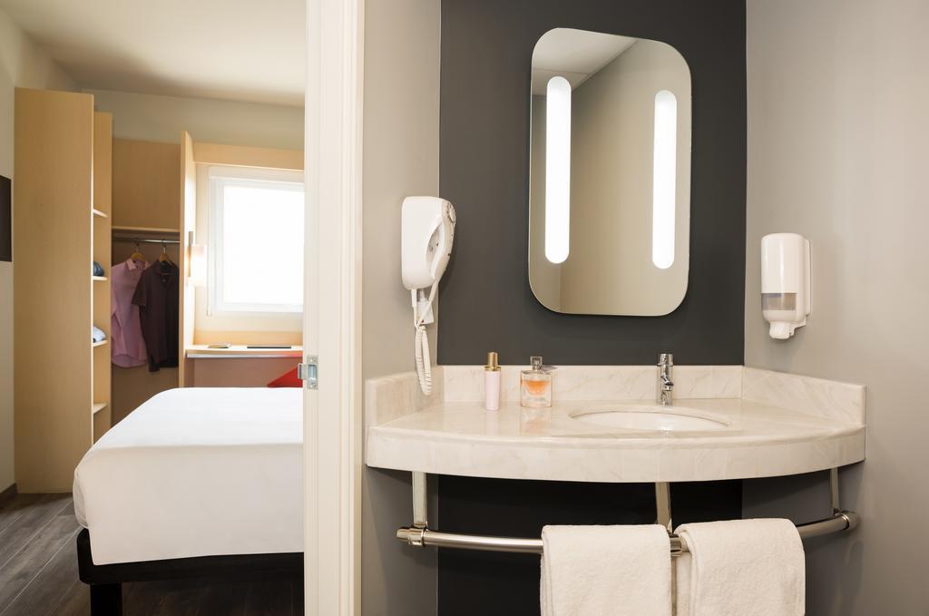 Ibis Irapuato Hotel Ngoại thất bức ảnh