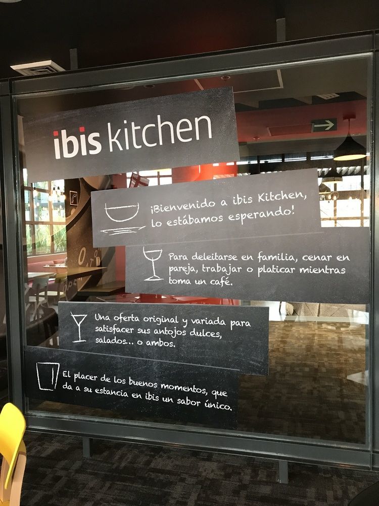 Ibis Irapuato Hotel Ngoại thất bức ảnh